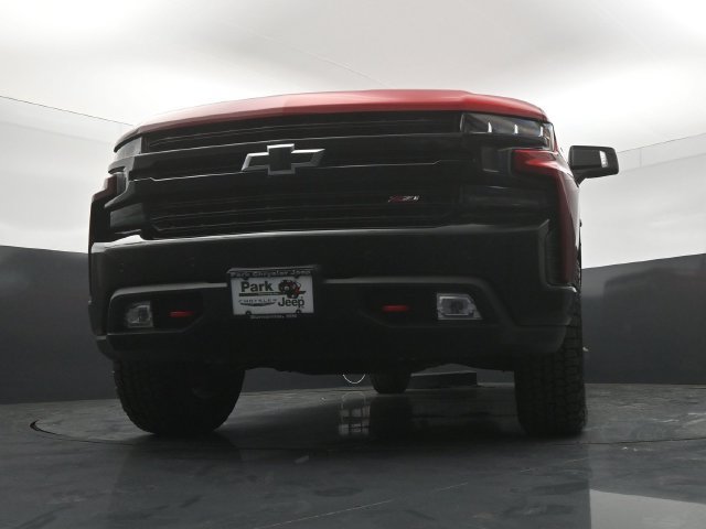 Used 2022 Chevrolet Silverado 1500 LT Trail Boss w/ LT Trail Boss Premium Package AWD/4WD image 19