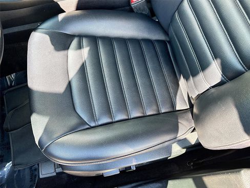 Used 2019 Ford Fusion SEL image 20