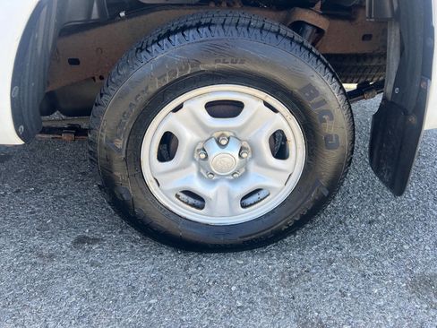 Used 2005 Toyota Tacoma 2WD Access Cab image 19