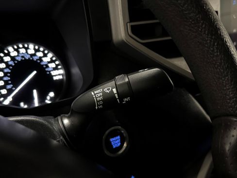 Used 2022 Toyota Tundra SR5 AWD/4WD image 25