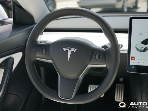Used 2021 Tesla Model 3 Performance AWD/4WD image 18