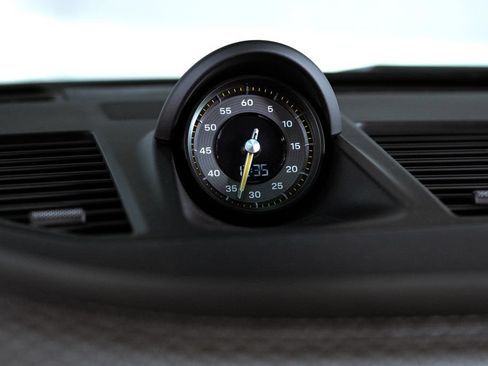 Used 2026 Porsche 911 GT3 RWD image 16