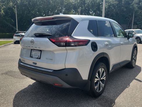 Certified 2022 Nissan Rogue SV AWD/4WD image 5