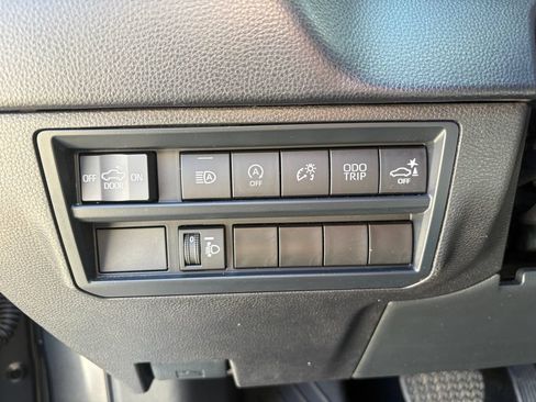 Used 2025 Toyota Tundra SR5 w/ SR5 Convenience Package AWD/4WD image 23