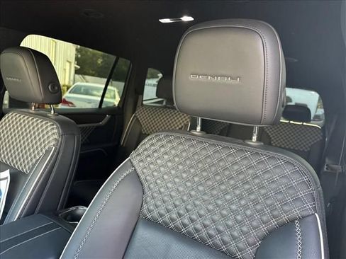 Certified 2024 GMC Acadia Denali w/ Super Cruise Package FWD image 24