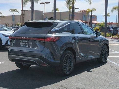 New 2026 Lexus RX 450h AWD image 6