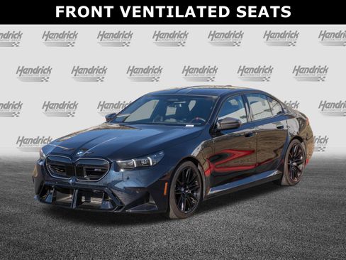 Used 2025 BMW M5 AWD/4WD image 6