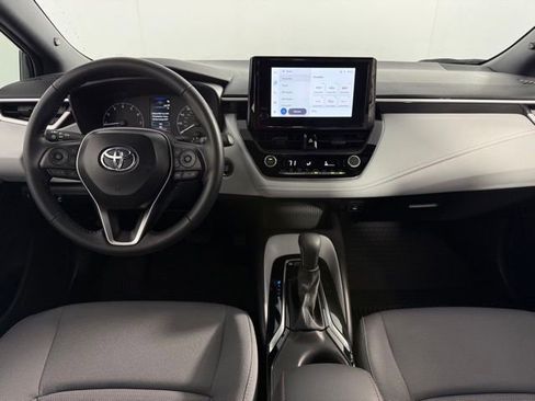Used 2025 Toyota Corolla SE image 24