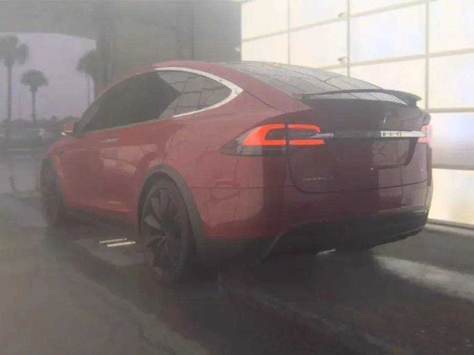 Used 2019 Tesla Model X 100D AWD/4WD image 6