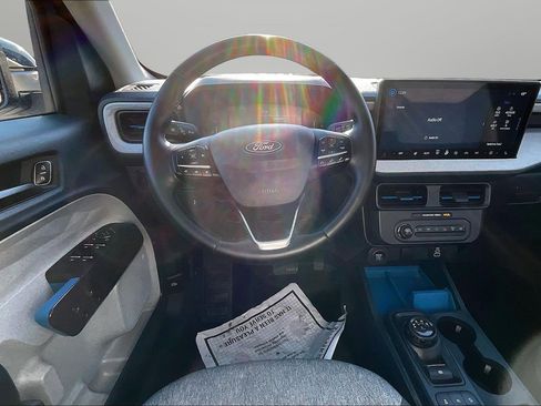 Used 2025 Ford Maverick XLT w/ XLT Luxury Package image 5