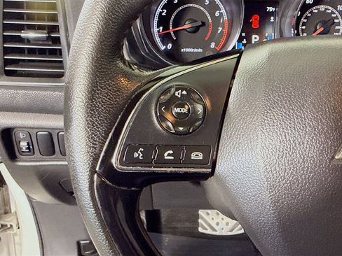 Used 2018 Mitsubishi Outlander Sport ES image 14