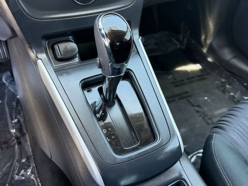 Certified 2019 Nissan Sentra SV FWD image 28