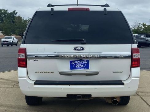 Used 2015 Ford Expedition EL Platinum RWD image 3