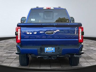 New 2026 Ford F350 Lariat w/ Black Appearance Package