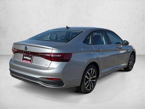 New 2026 Volkswagen Jetta SE image 2