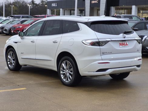 Certified 2022 Buick Enclave Avenir w/ Avenir Technology Package image 4