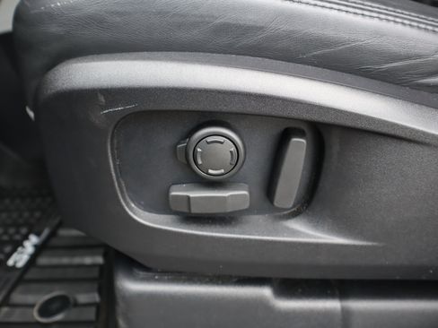 Used 2020 Land Rover Defender 110 HSE image 13