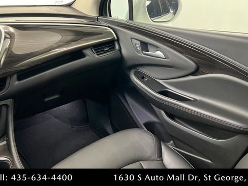 Used 2019 Buick Envision Essence image 10
