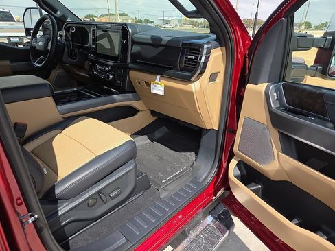 New 2026 Ford F250 Lariat w/ Lariat Premium Package AWD/4WD image 14