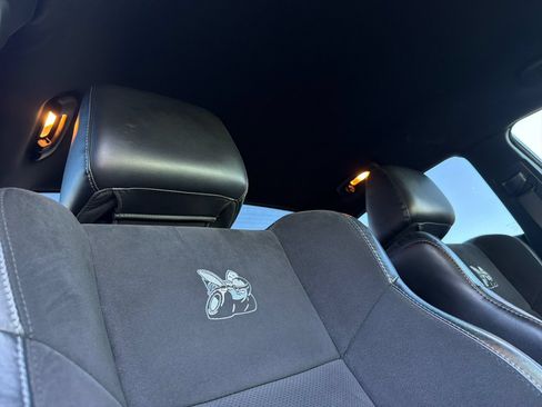 Used 2020 Dodge Charger Scat Pack w/ Dynamics Package RWD image 16