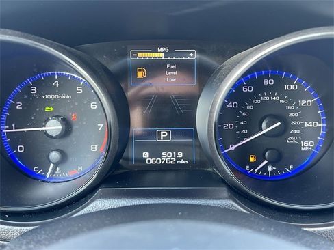 Used 2017 Subaru Outback 3.6R Touring w/ Popular Package #5A image 6