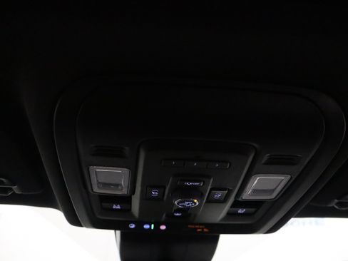 Used 2023 Chevrolet Tahoe High Country AWD/4WD image 25