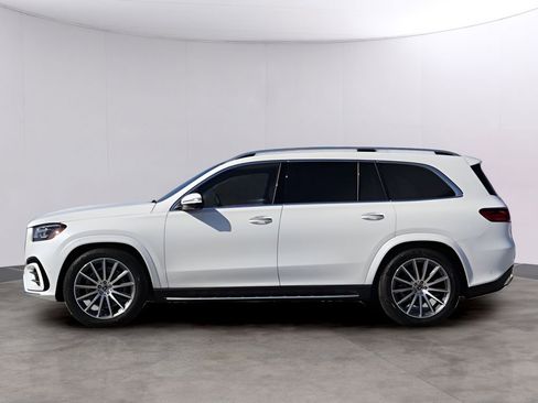 New 2026 Mercedes-Benz GLS 580 4MATIC image 4
