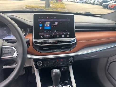 Certified 2024 Jeep Compass Limited AWD/4WD image 16