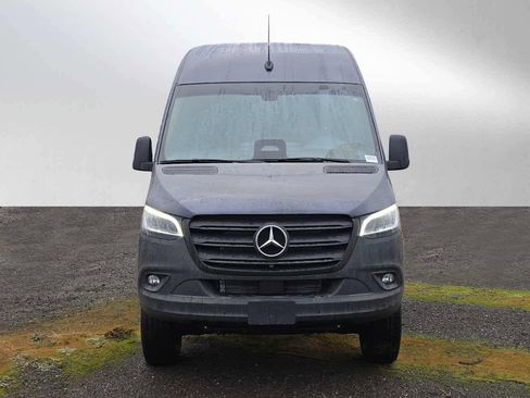 New 2026 Mercedes-Benz Sprinter 2500 image 9
