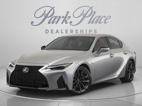 Used 2021 Lexus IS 300 AWD w/ Comfort Package image 9