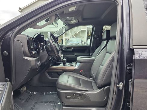 Used 2022 Chevrolet Silverado 1500 RST w/ Convenience Package II image 12