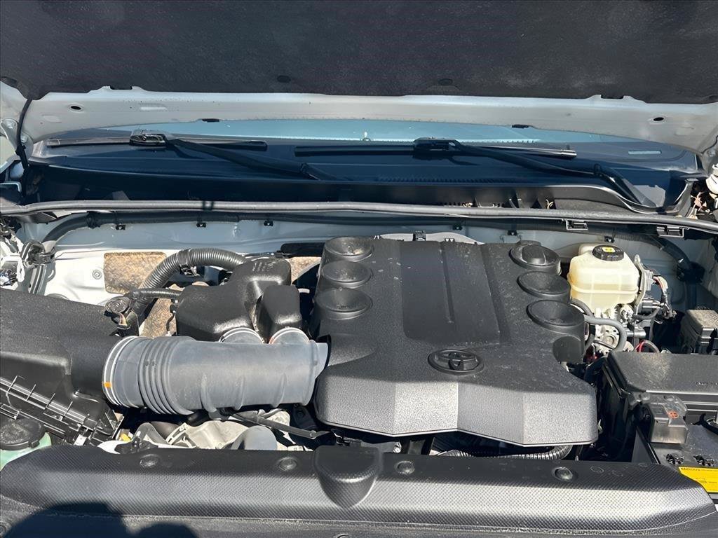 Used 2022 Toyota 4Runner Limited AWD/4WD image 35