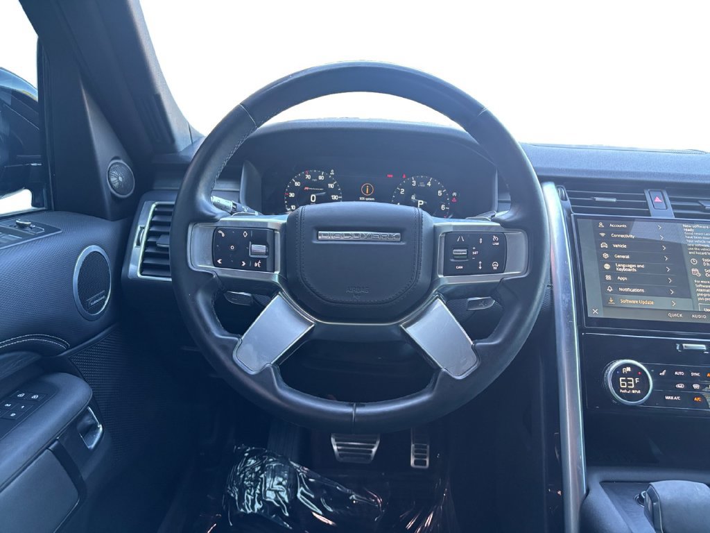 Used 2022 Land Rover Discovery HSE R-Dynamic AWD/4WD image 12