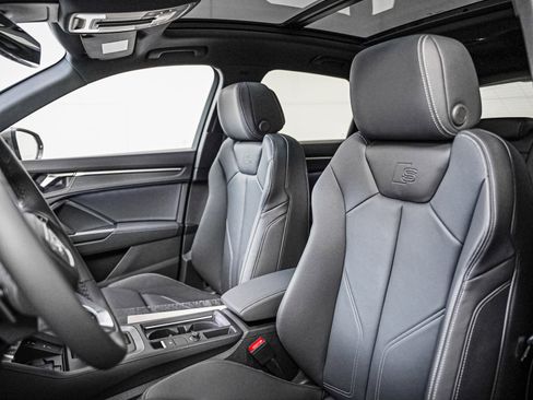 New 2025 Audi Q3 2.0T Premium image 11