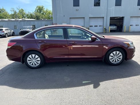 Used 2012 Honda Accord LX image 2