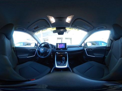 Used 2025 Toyota RAV4 LE image 38