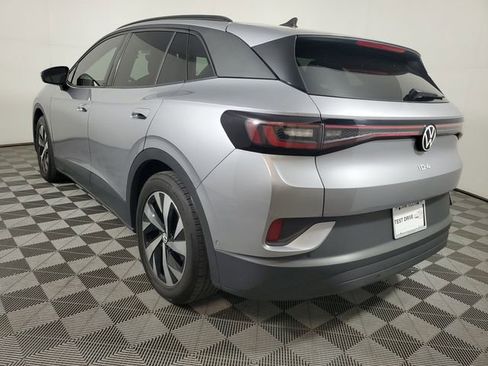 Used 2024 Volkswagen ID.4 2WD image 4