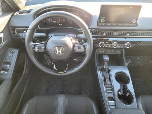 Used 2025 Honda Civic Sport image 24