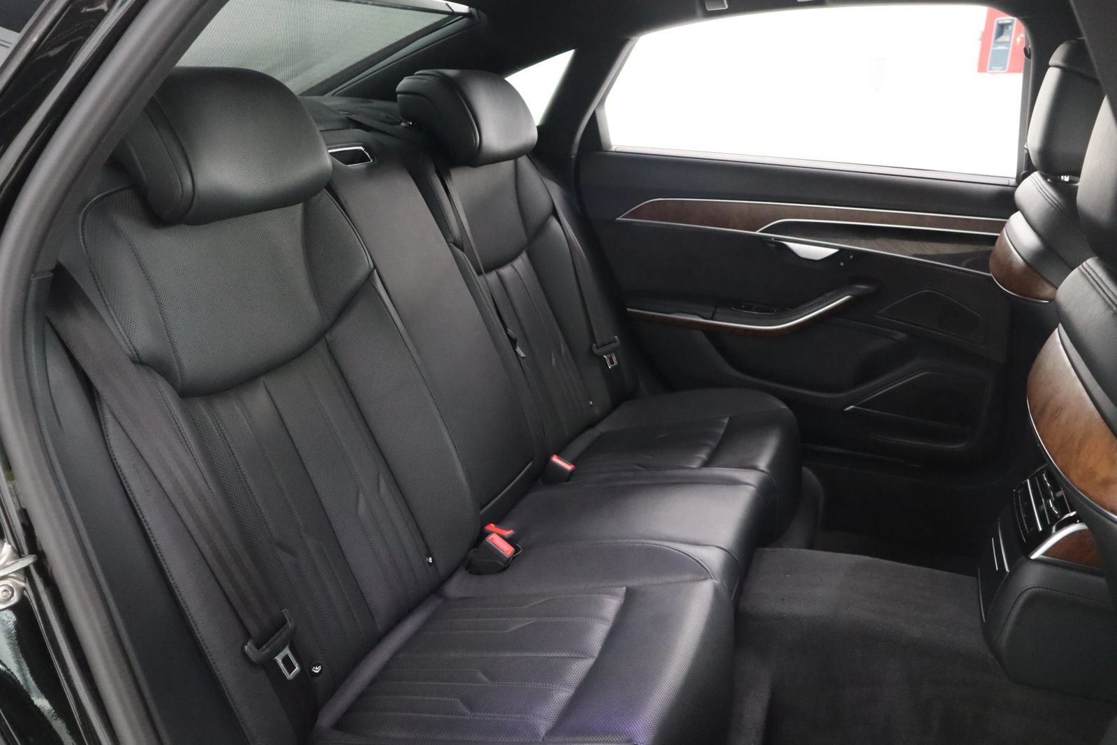Used 2019 Audi A8 L 3.0T w/ Executive Package AWD/4WD image 28