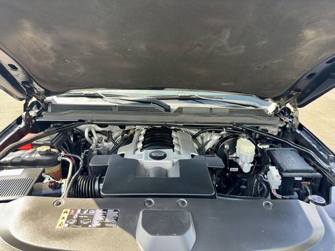 Used 2017 Cadillac Escalade Luxury image 20