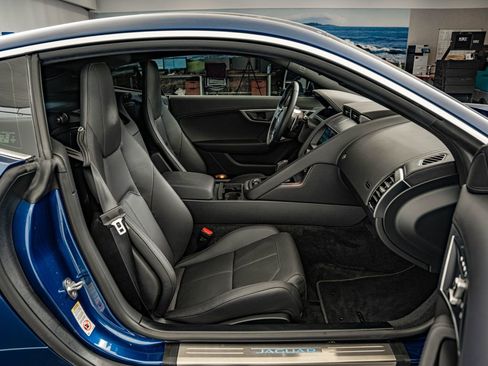 Used 2023 Jaguar F-TYPE Coupe image 33