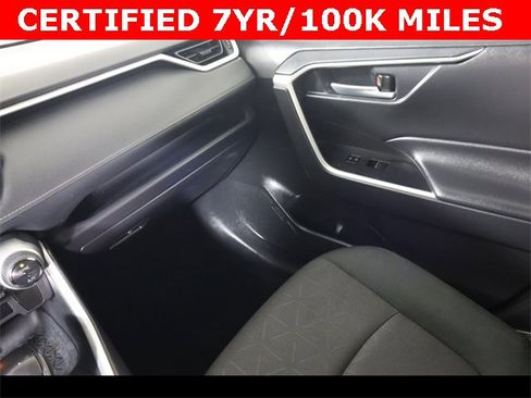 Used 2024 Toyota RAV4 XLE w/ Convenience Package image 13