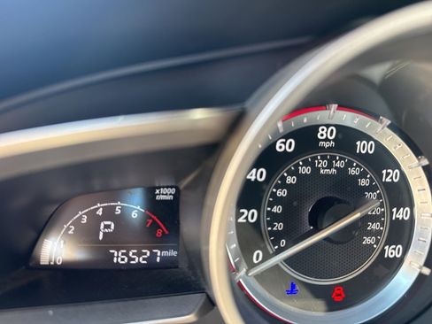 Used 2015 MAZDA MAZDA3 i Touring image 10