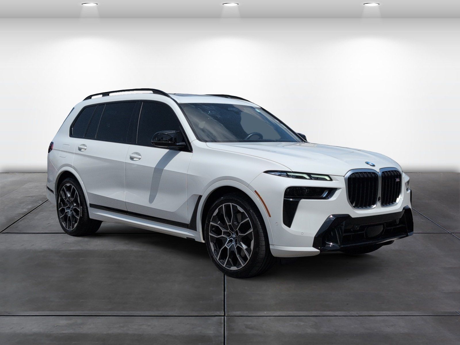 Used 2025 BMW X7 M60i AWD/4WD image 2