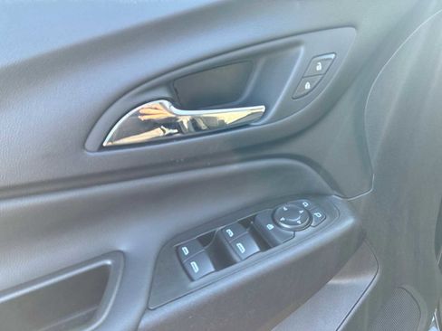 Certified 2024 Chevrolet Equinox LT image 22