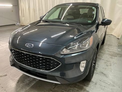 Used 2022 Ford Escape SEL w/ Technology Package FWD image 9