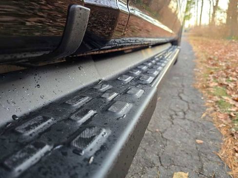 New 2025 Ford F150 Lightning XLT image 18