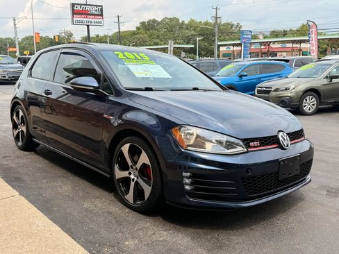 Used 2015 Volkswagen GTI SE FWD image 5