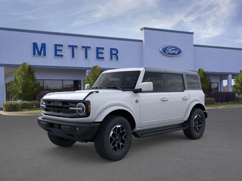 New 2025 Ford Bronco Outer Banks image 34