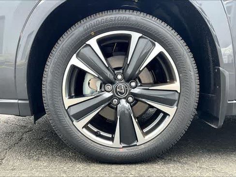 New 2026 Lexus UX 300h AWD image 12